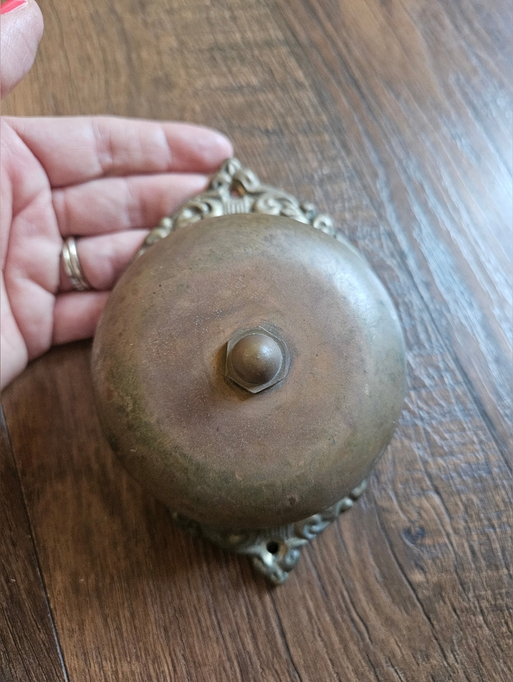 Vintage Brass Doorbell/Call Bell with Ornate Backplate - Brass Finish